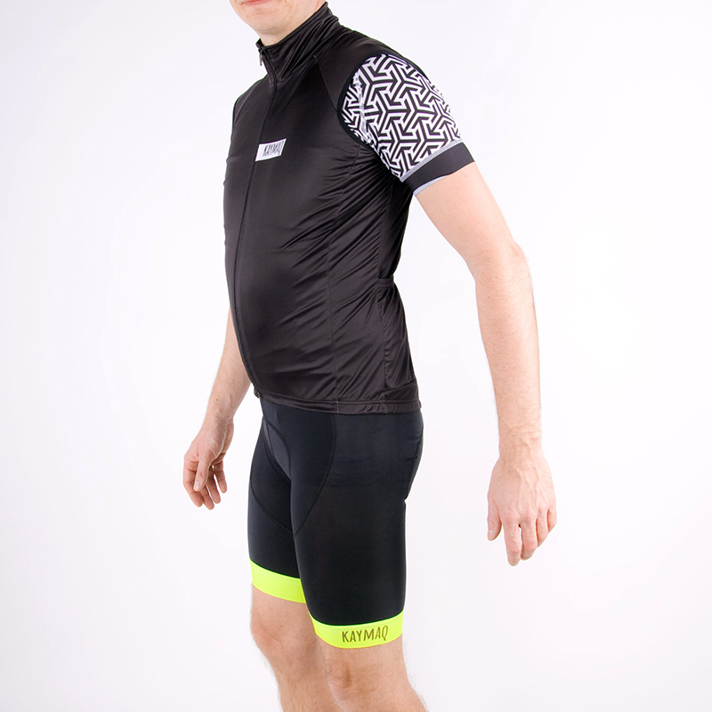 Cyklistická větruvzdorná vesta KV0001